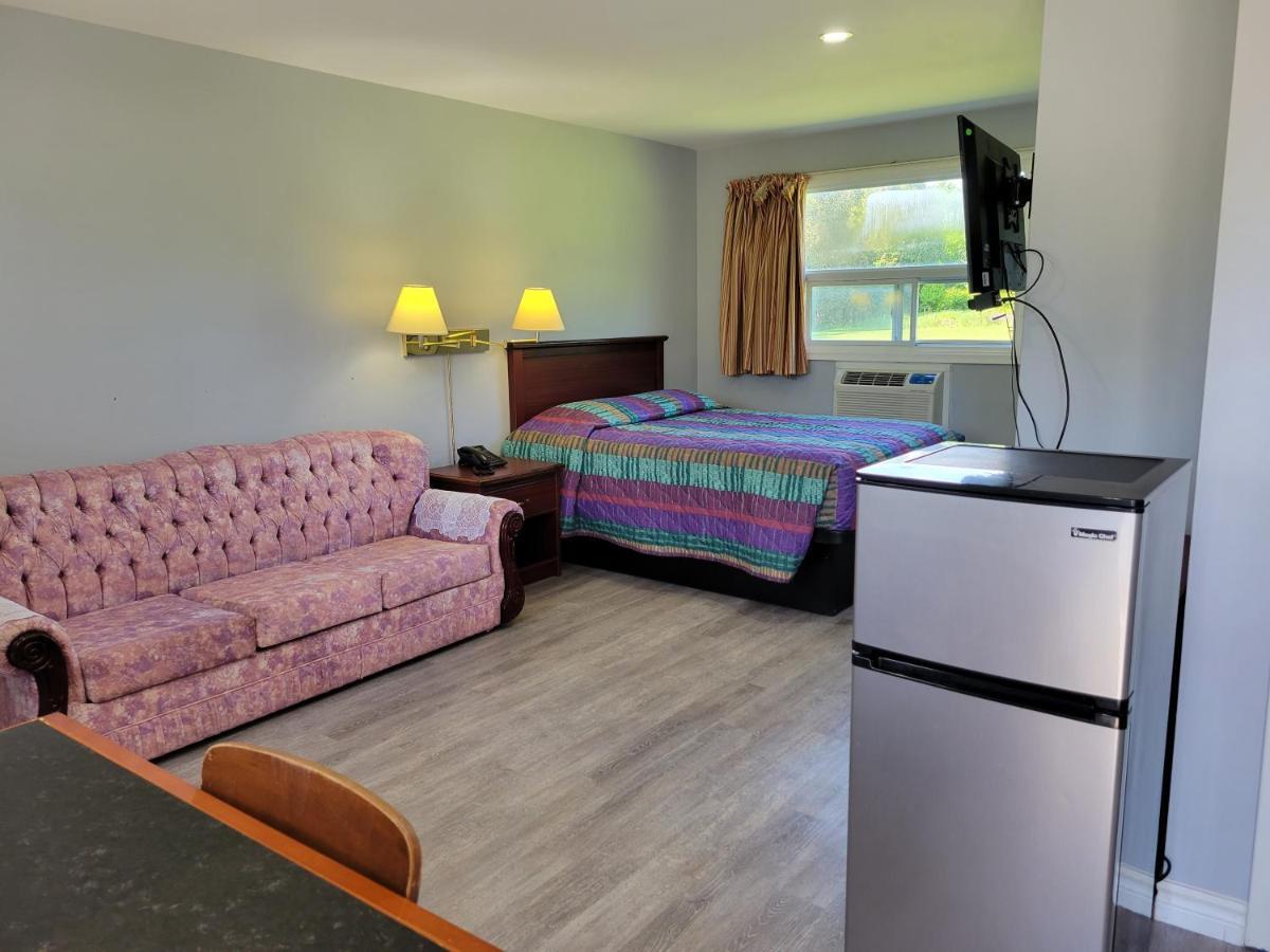 Knights Inn Cobourg Luaran gambar