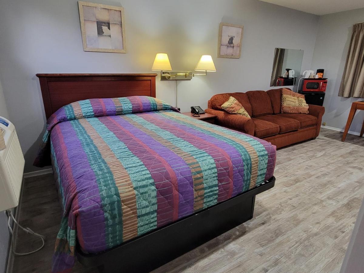 Knights Inn Cobourg Luaran gambar